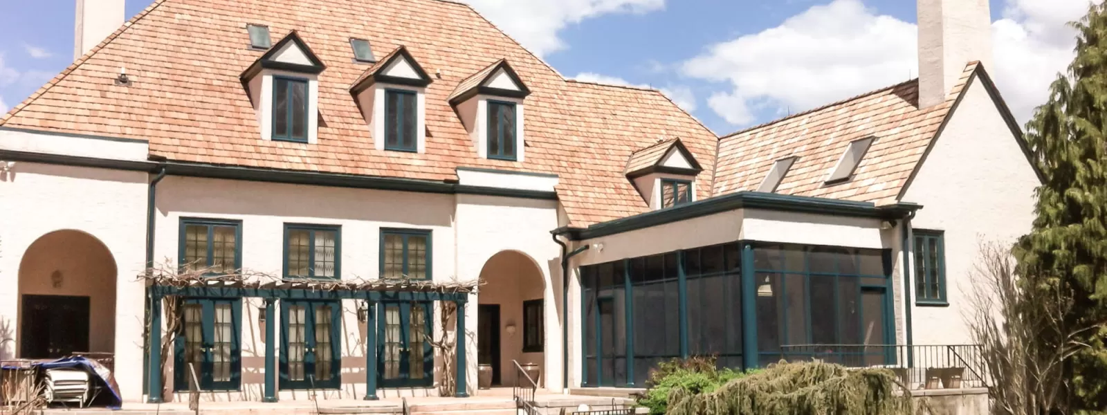 Cedar roofing by MR Roofing